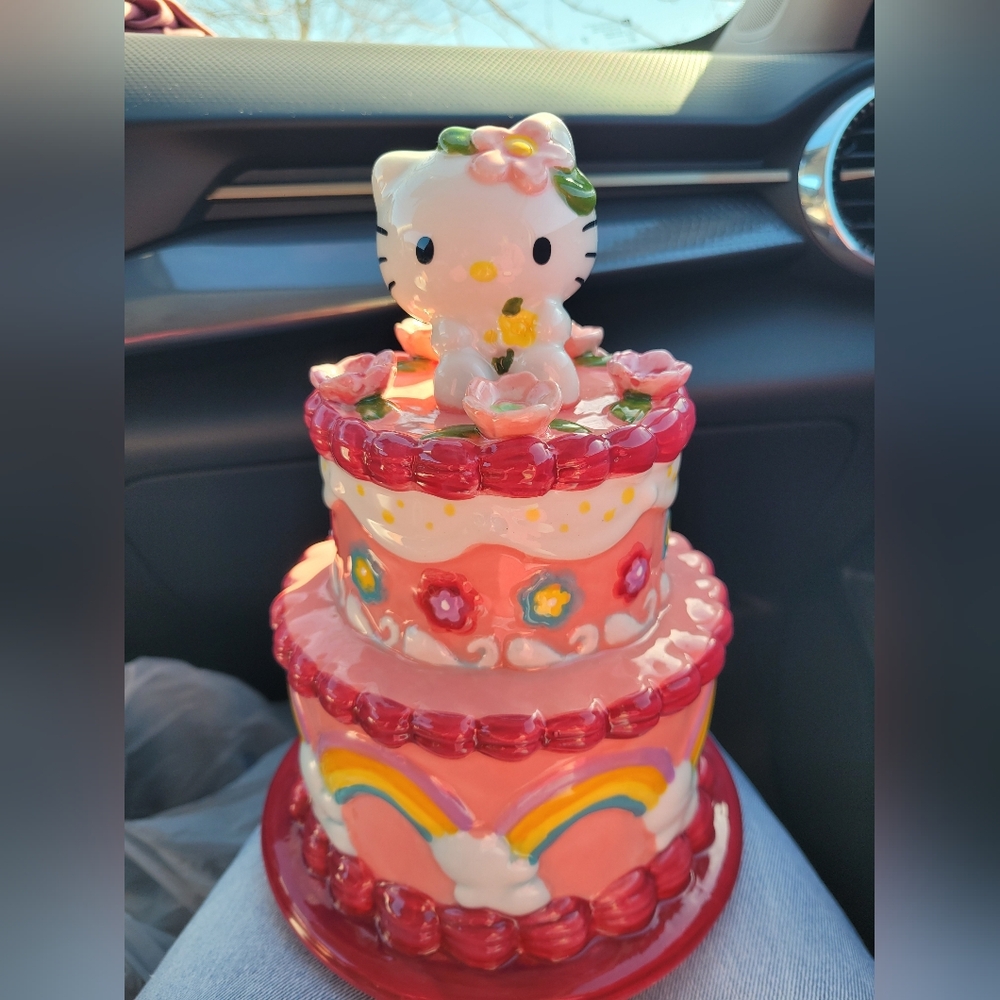 Hello Kitty Ceramic Cake Figurine Coin Bank